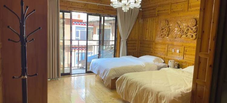 黑水彩林之畔藏舍民宿图片