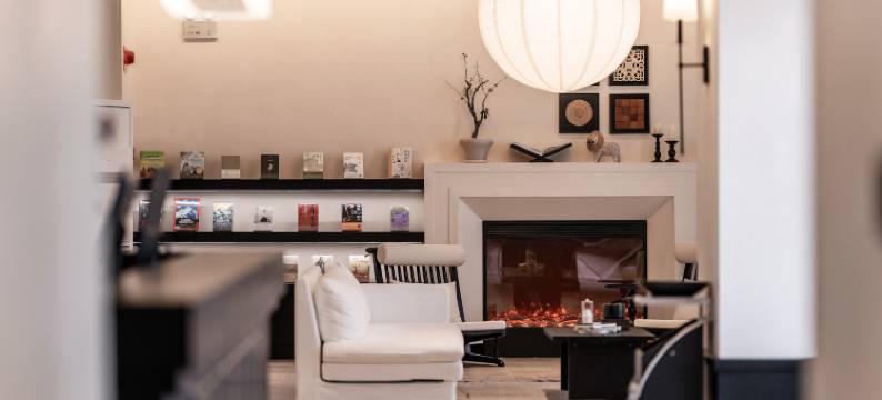 丽江拾壹｜中古法式艺术空间·雪山景度假酒店(古城日照金山店)图片