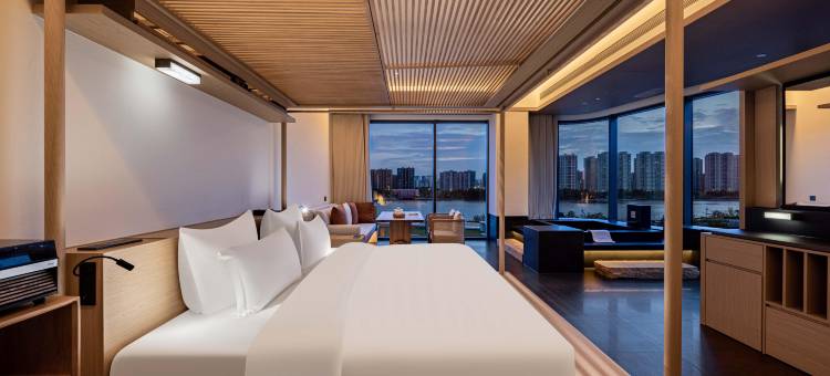 宁波老外滩文创港等风来酒店图片