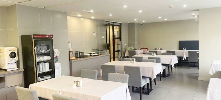 如家商旅酒店(丹东鸭绿江大桥断桥景区火车站店)图片