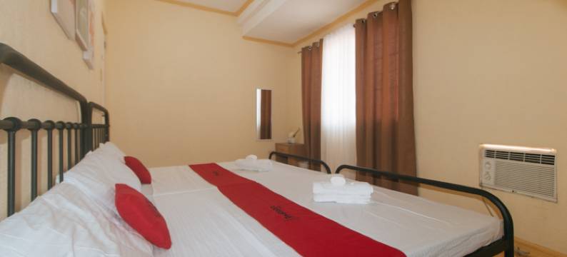 RedDoorz @ Yssa Ademar near Robinsons Jaro图片