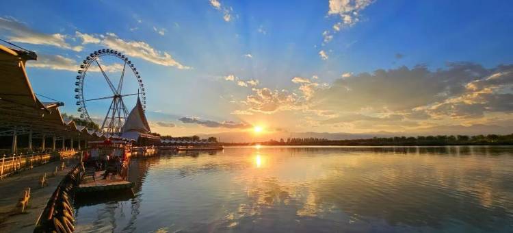 银川美季酒店(银川高铁站文化城凤凰幻城店)图片