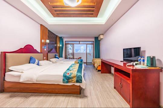 绿洲之约江景度假酒店(告庄星光夜市店)