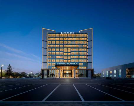 乔治莫兰迪酒店(青岛红岛高新区店)