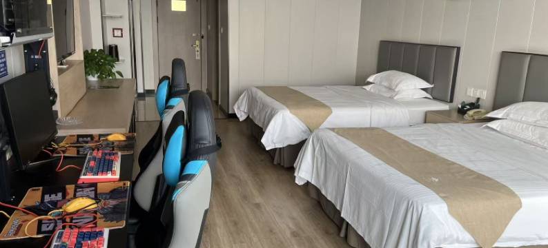 格林电竞酒店(威海文登大润发店)图片