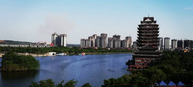 眉山湖畔苏坡酒店图片