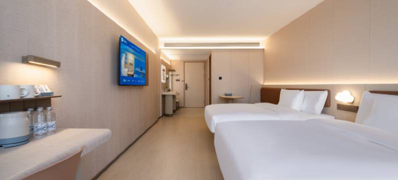 汉庭佛山创意产业园王府井酒店图片