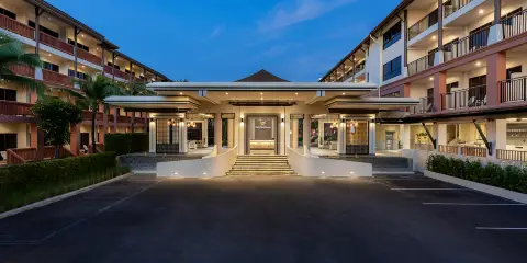 卡塔海風度假酒店