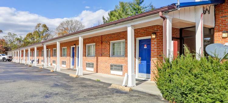 Hotel O Relax Inn Lewisburg near I-64图片
