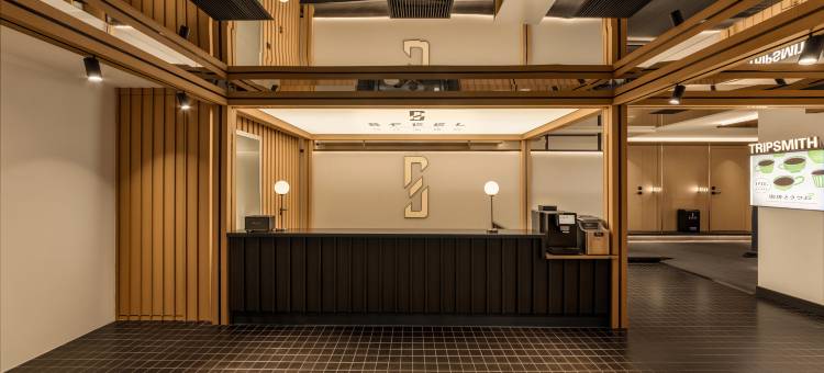 SFEEL设计师酒店(济南长清大学城店)图片