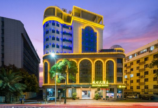 成功大酒店（厦门高崎机场SM广场店）外景图