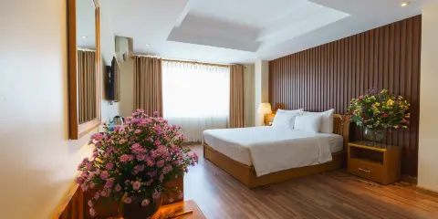 羅斯蘭科普酒店