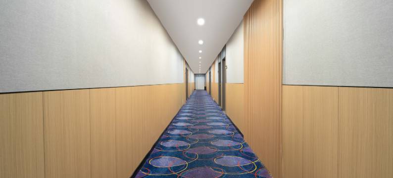 橙驿优选酒店(重庆观音桥红旗河沟轻轨站店)图片