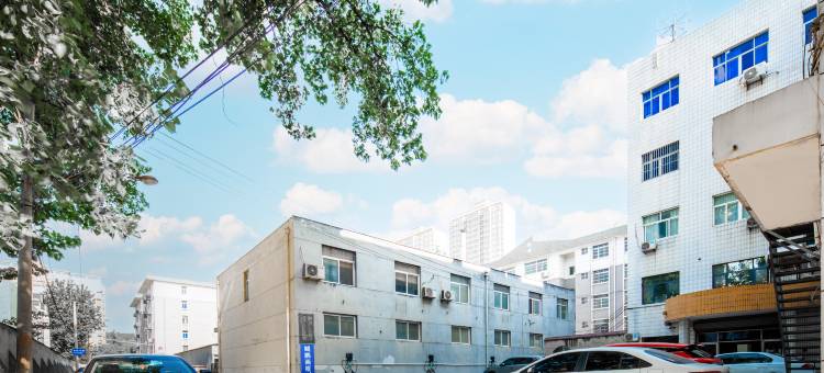 尚品怡家酒店(西安韦曲南地铁站店)图片