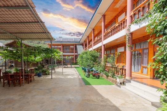 泸沽湖静逸时光elegant·休闲民宿