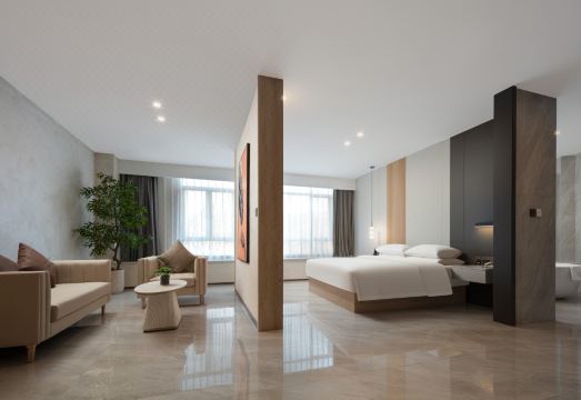 Grand Hotel Regency Hotel Overview