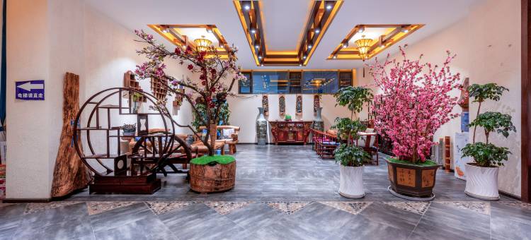 曲靖沐檀酒店(花柯夜市店)图片