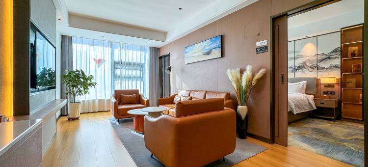 万江国际酒店(化隆店)图片