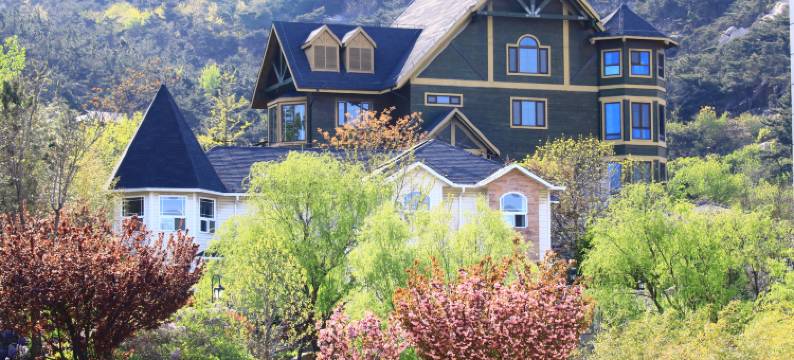 青岛海尔山庄(崂山风景区仰口浴场店)图片