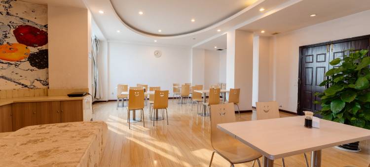 宜家365连锁酒店(防城区嘉乐城店)图片