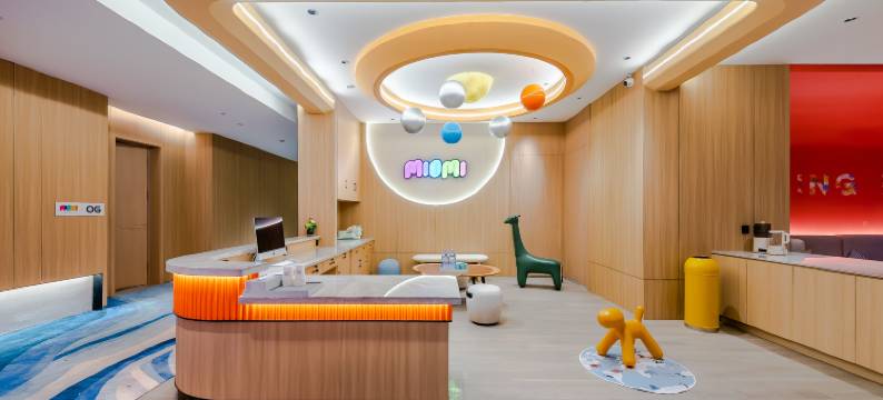 米奥米亲子酒店(青岛五四广场延安三路地铁站店)图片