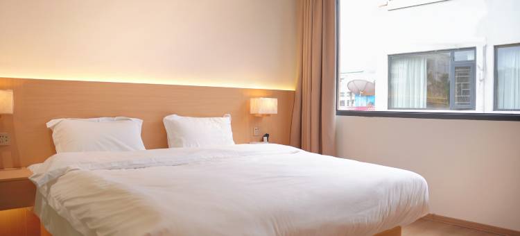 柳州南楼小筑(高铁站柳南万达广场店)图片