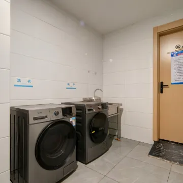 喆宿·精选酒店（阳泉河边街店）