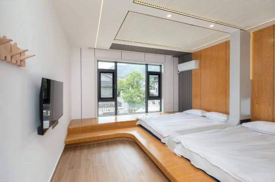 桐庐布谷·环山观景·简白梦幻度假美墅(生仙里竹溪探险乐园店)图片