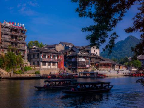 吊脚楼丨江景阳台丨茶峒摄影民宿(边城景区店)图片