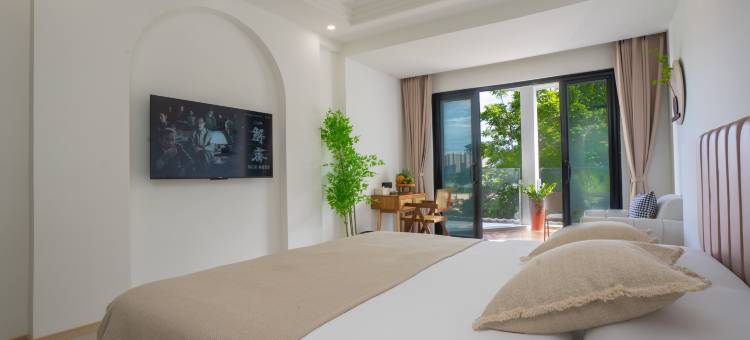 西双版纳景洪W达布溜酒店(告庄星光夜市店)图片