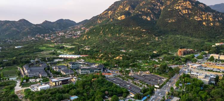 泰安溪悦山居酒店(泰山风景区桃花峪登山口店)图片