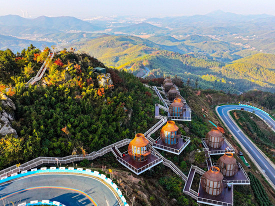 倦鸟归巢·露云娜美时光营地(寨基山店)