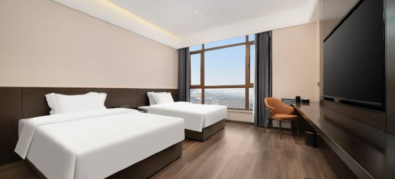 希尔曼酒店(雪乡文化广场店)图片