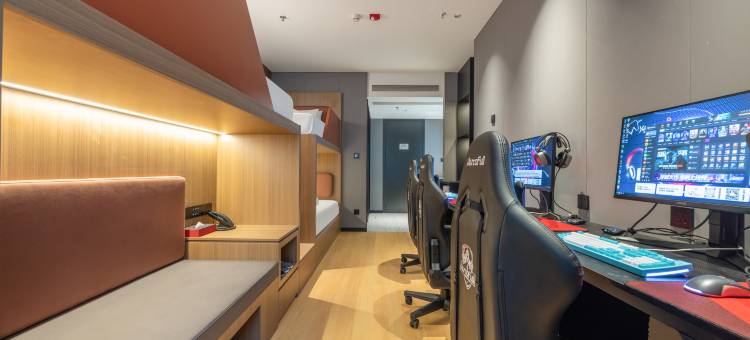 首旅如家-YUNIK电竞酒店(宁波火车站北广场店)图片