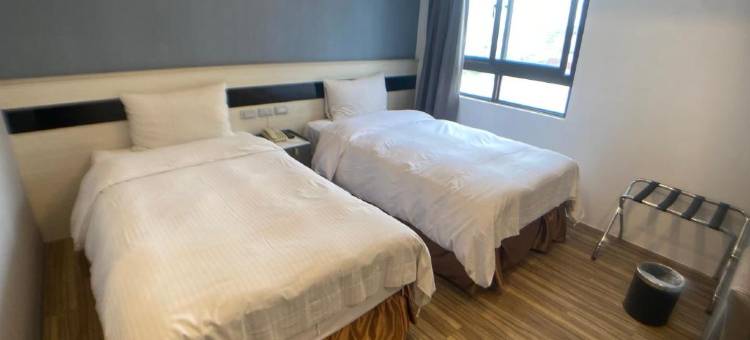 斑鳩巢行旅图片