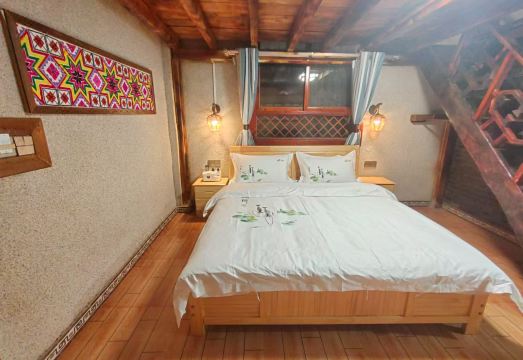 Yi Ni A Ge Inn Hotel Overview