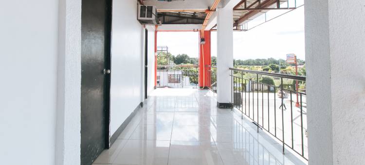 邦板牙OPC舒克兰出租红多兹酒店(RedDoorz @ Shukran Rentals OPC Pampanga)图片