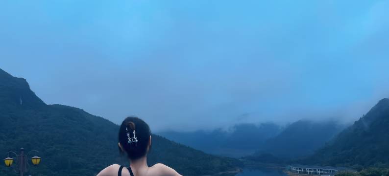 优巢|Sunshine秘境疗愈|雪山观景温泉酒店(海螺沟冰川森林公园店)图片