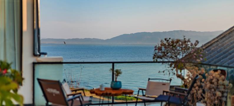 DaLi檀雨丨洱湾光祇Moon Sea海景美宿(大理洱海S弯生态廊道店)图片