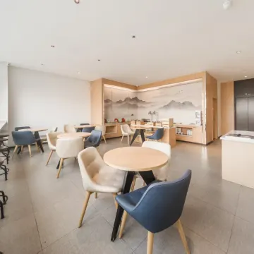 汉庭酒店（朔州民福东街美都汇广场店）