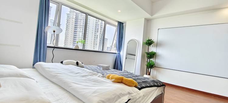 绿舟影音公寓(海宁浙大国际校区地铁站店)图片