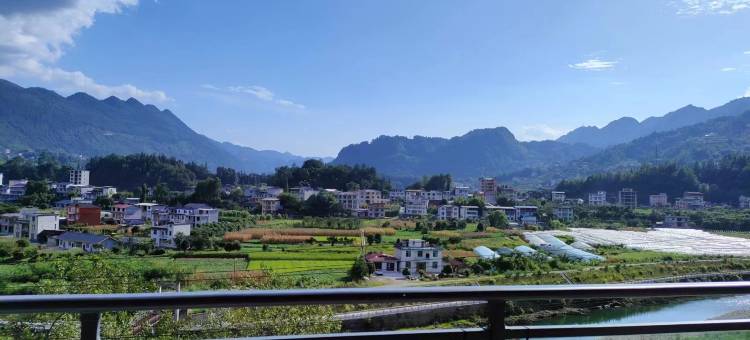 鹤峰陌野民宿图片