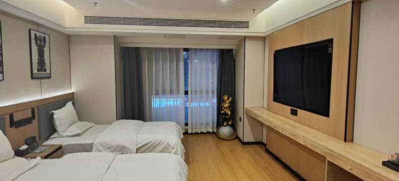 泛鱼电竞酒店(哈尔滨哈西万达店)图片