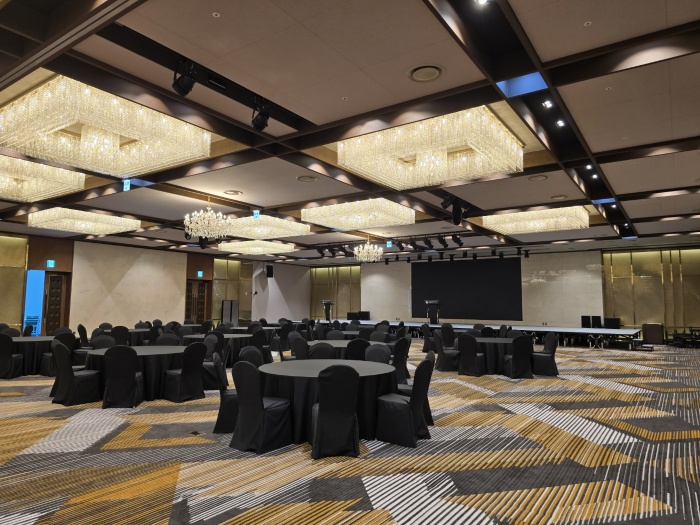 STANFORD HOTEL Over view