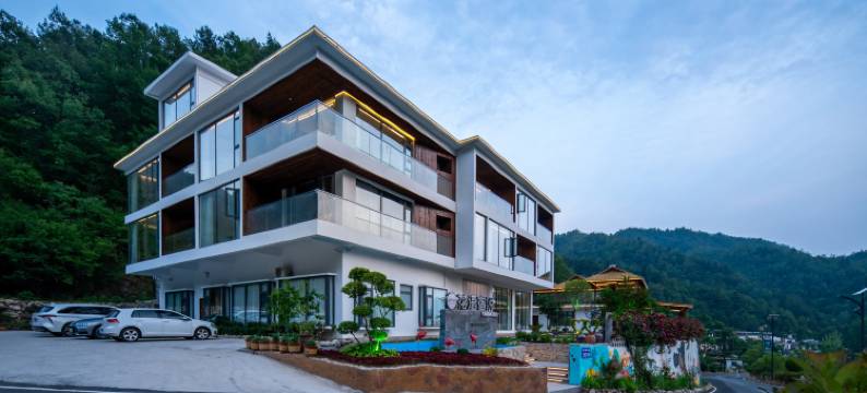 花语宿说民宿(南阳西峡老界岭景区店)图片