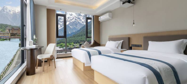 波密山峡大酒店图片