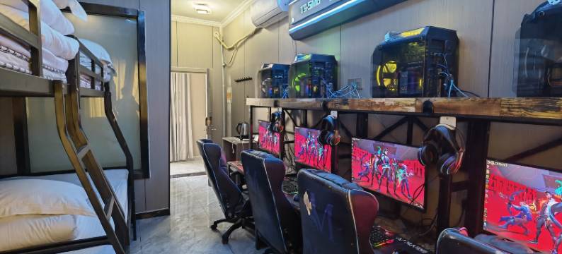 鸣人电竞宾馆(太康第二高级中学店)图片