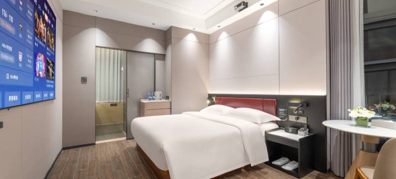 爱丽丝精品酒店(洪浪北地铁站店)图片