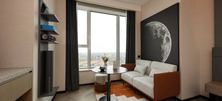 南昌艾溪湖东地铁站亚朵S酒店图片