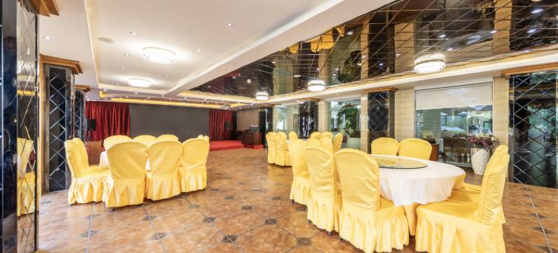 拉萨兰泽假日酒店图片